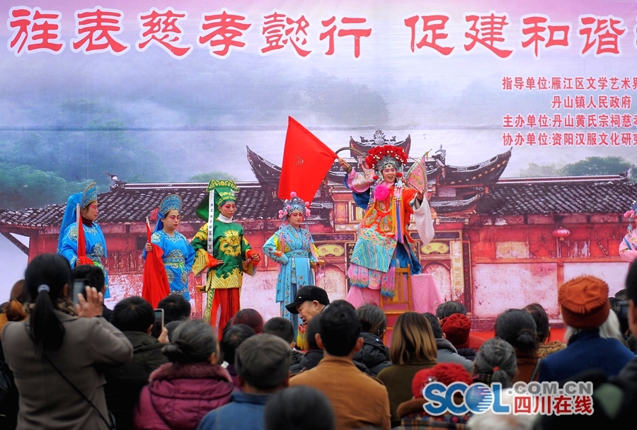 大学生初次破苞痛哭h