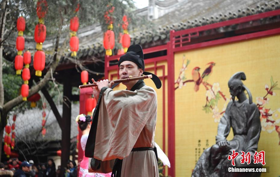 操逼操逼操逼
