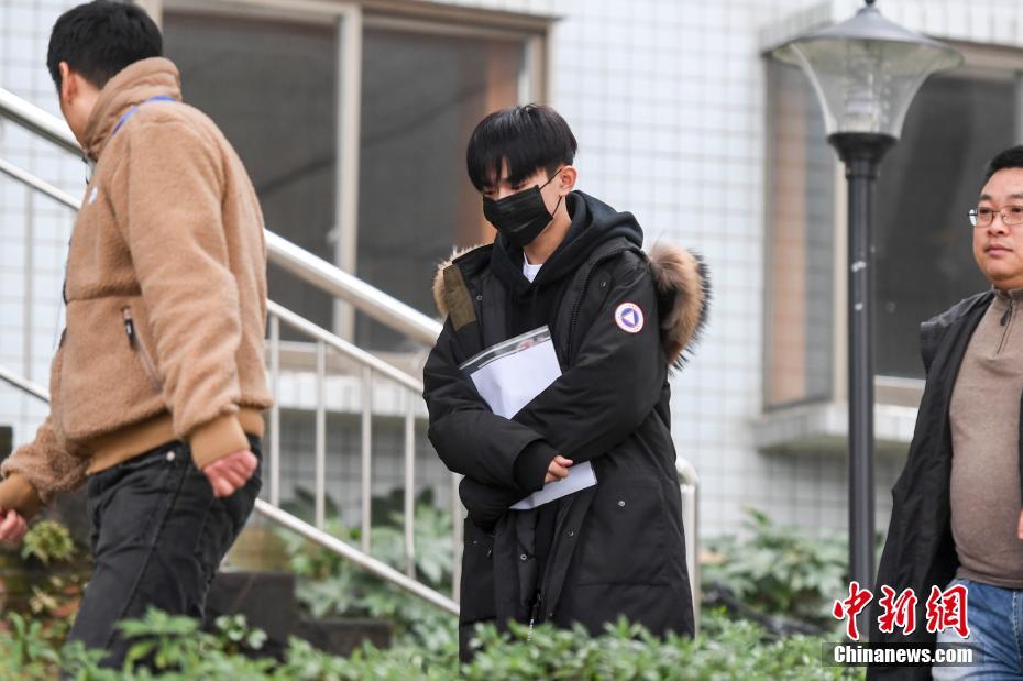 免费三级在线特大黄色片欧美。