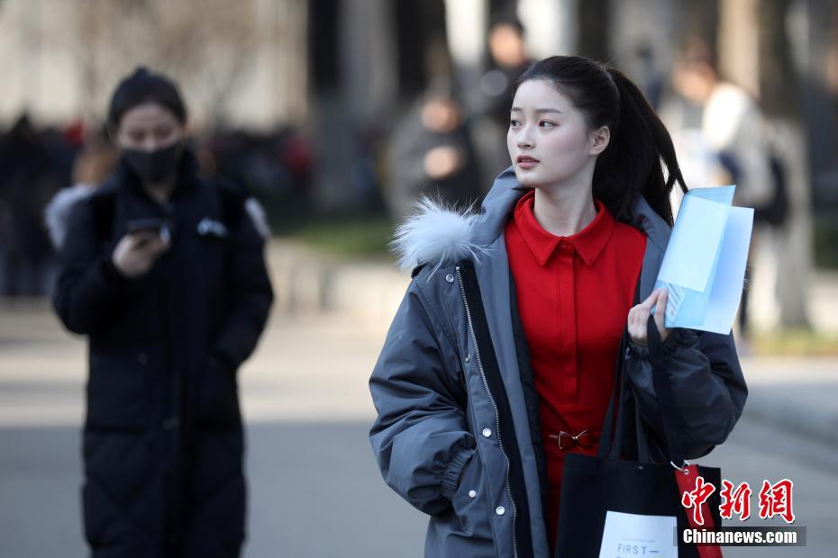 杨幂夹得好紧 爽死我了