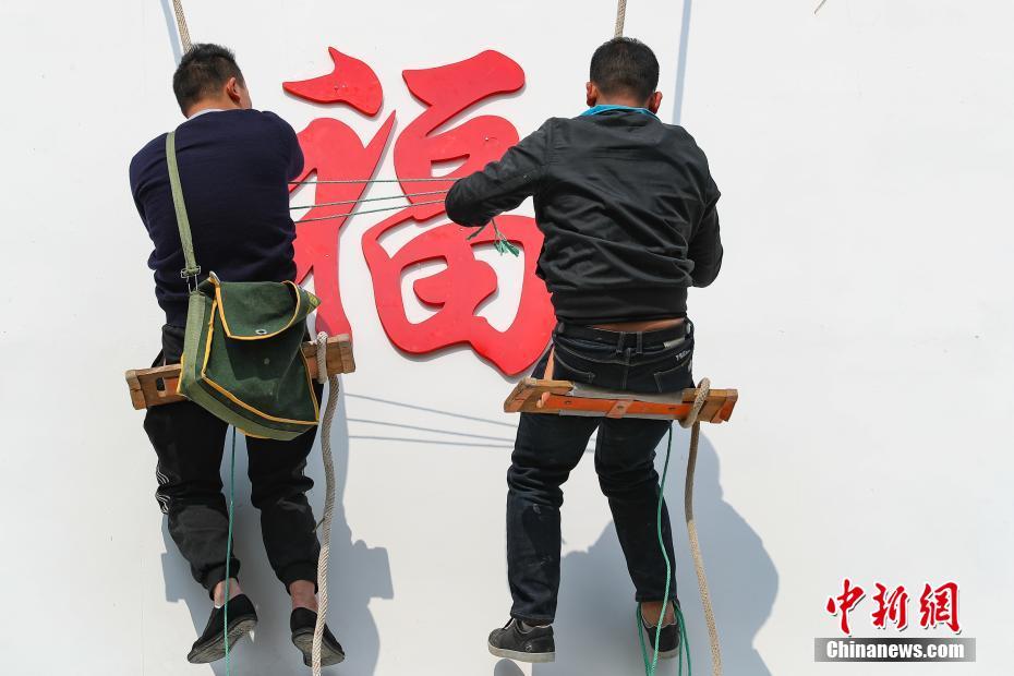 百分百露奶头