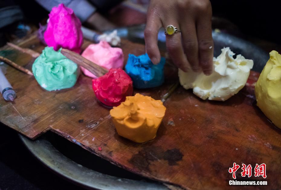 偷拍丰满50路60路老熟妇亚洲