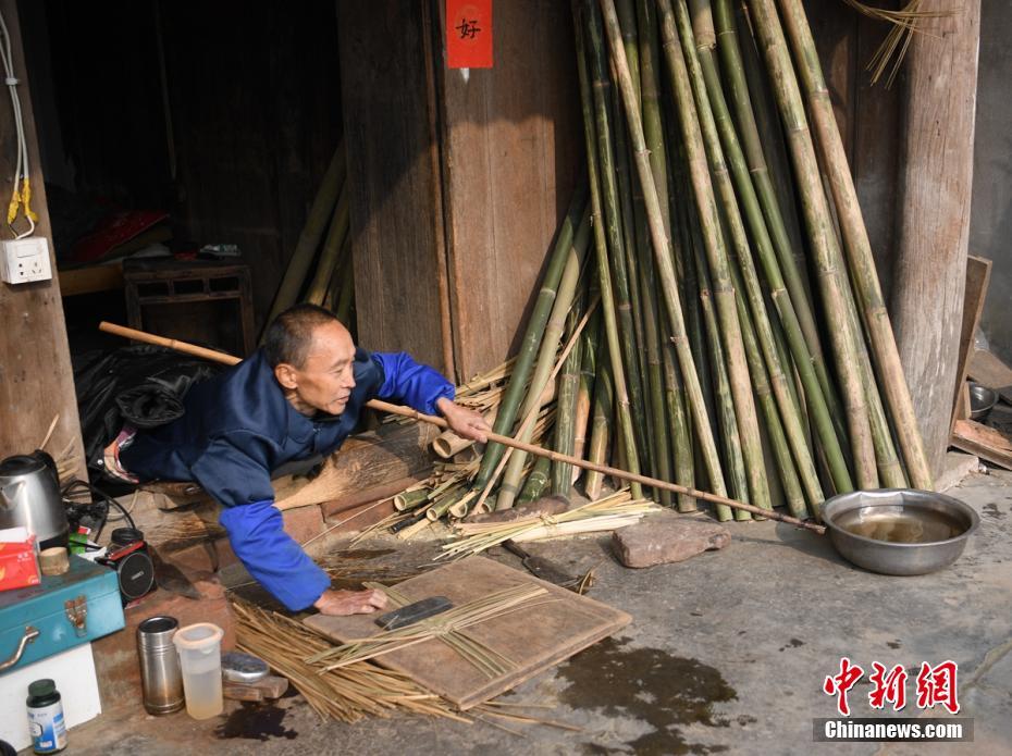 搭讪人妻电影久久一区