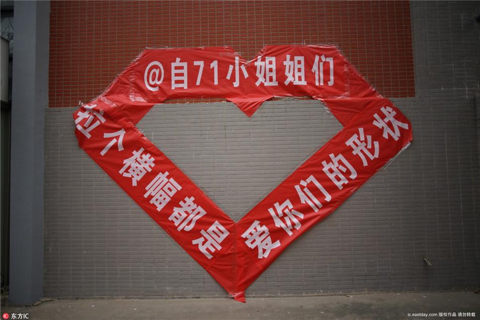 靠逼软件下载