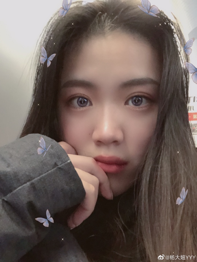欧美女裸体日逼