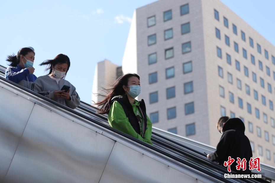 中国熟女推油按摩偷拍