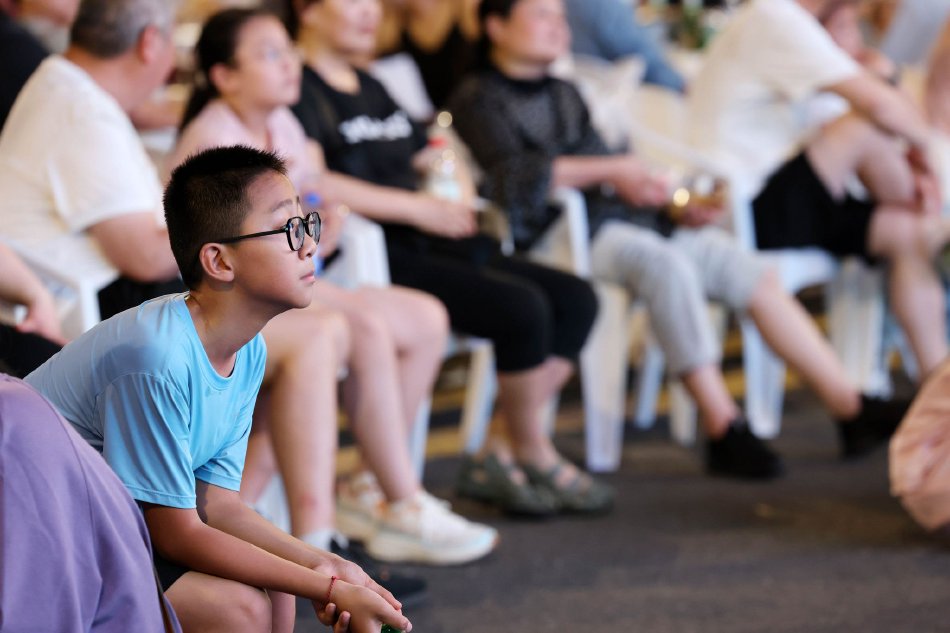 虞书欣扒开内 给男人桶