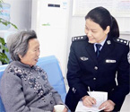 襄州女警被譽(yù)為最美警花