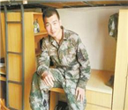 男生連做2402個仰臥起坐