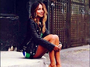 靠自拍挣百万年薪的美国80后