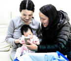30位媽媽接力哺乳雙胞胎