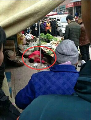 广安男子当街砍杀前妻