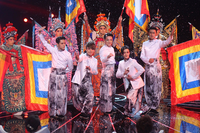 《国色天香》赛制很逆天 导师也会被淘汰