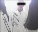 女生遭同學(xué)輪番扇耳光