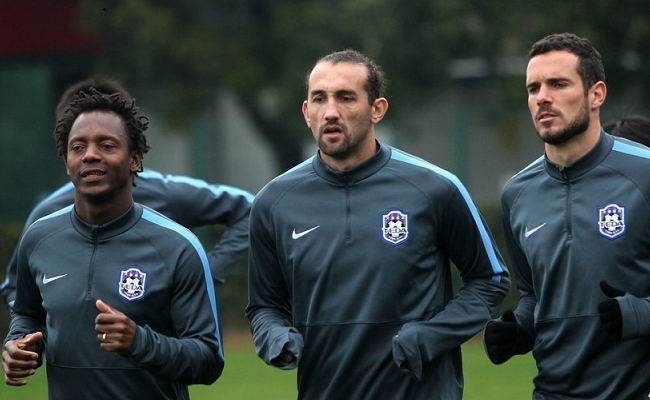 泰达训练备战 新援巴尔克斯亮相