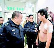 男子求特殊服務(wù)遭拒傷人