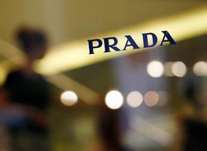 Prada脱皮掉色质量问题频出