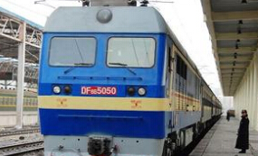 成铁局发布清明小长假运输方案：增开重庆、攀枝花等地列车