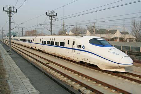 清明假期预计增运25万人 成铁局将增开多趟列车