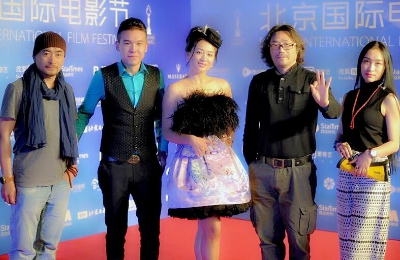 涓子亮相北影节 《伊犁河》演绎大爱母亲