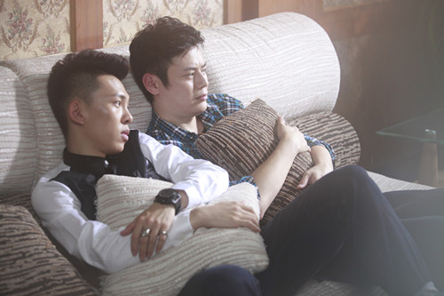 《迷与狂》基情预告 共享“年轻那点事”