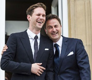卢森堡首相与同性伴侣大婚 