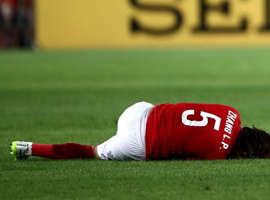 视频-张琳芃开场伤退