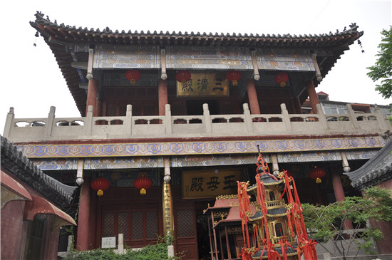 后院别有洞天
