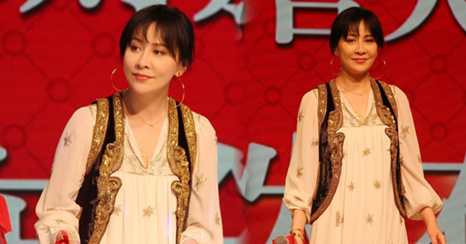 刘嘉玲扮嫩亮相 表白梁朝伟回应同性传闻