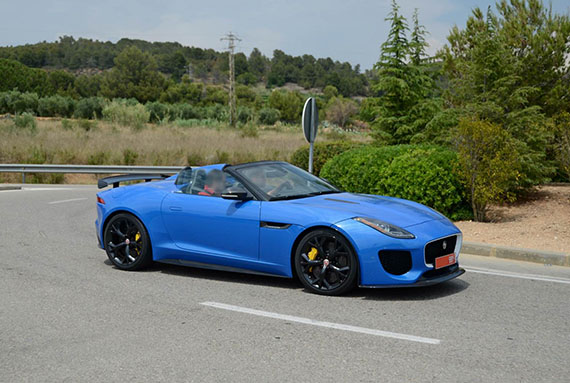 捷豹F-Type Project 7量产实车现身西班牙