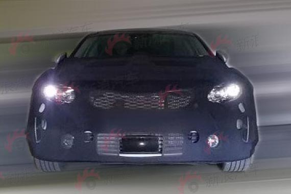 东风悦达起亚新款K5谍照曝光 9月上市