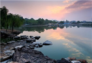 相机下的人民公园