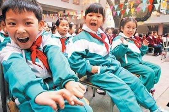 90年代,面口袋进入视线