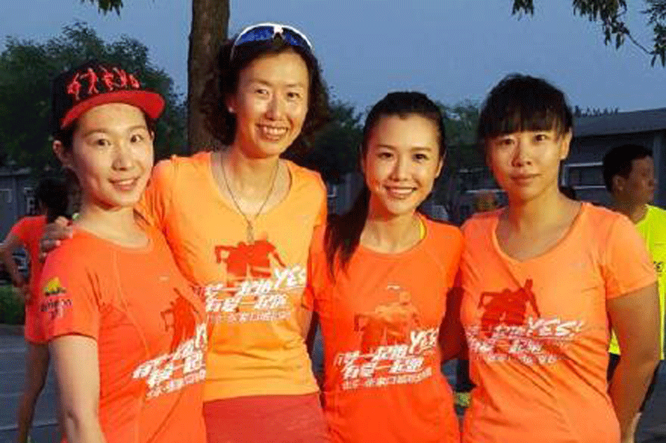 京张穿越跑 众明星助威申冬奥