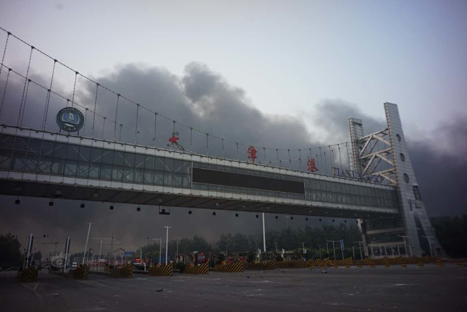 天津塘沽港口爆炸 附近各大医院人员爆满