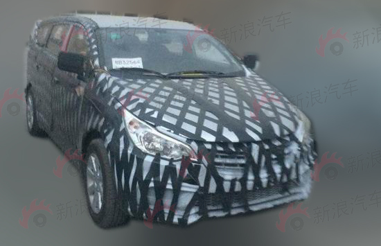 宝骏全新紧凑型MPV谍照曝光 定位低于730