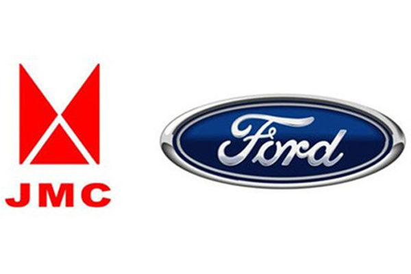 福特撼路者死磕丰田普拉多