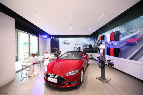 特斯拉安全存疑 销量不佳深陷漩涡