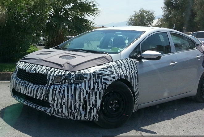 改款起亚赛拉图测试谍照曝光 将明年上市