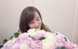 留澳女生李玉洁晒卖萌嘟嘴照