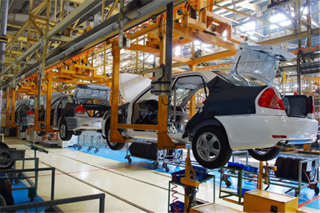 部分车企发布年中报 一汽夏利亏损5亿元