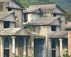 盘点全国那些恐怖如鬼屋的烂尾楼
