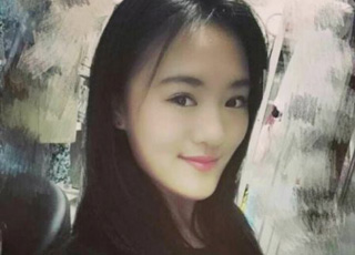 成都小巩俐考上中戏 引星探争抢