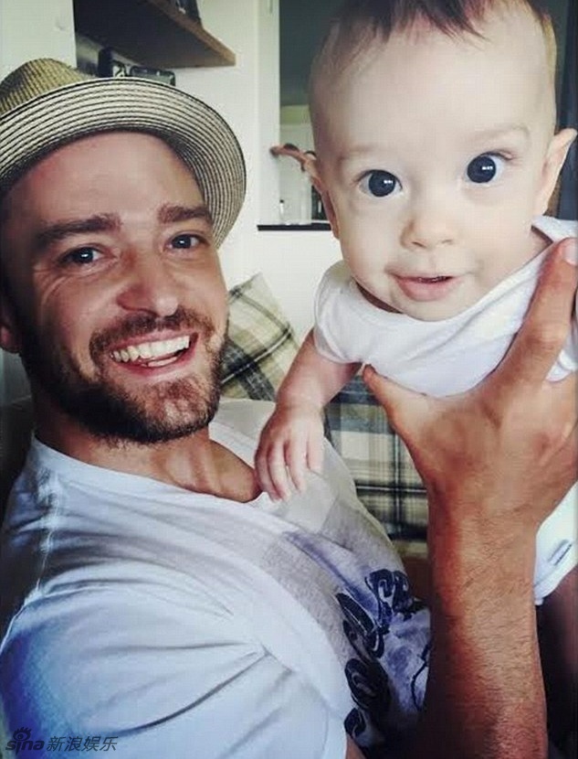 贾老板秀萌娃大眼萌翻