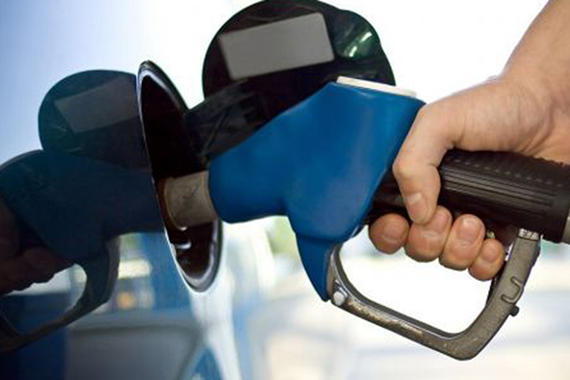 油耗、排放标准“双降”信号齐发 