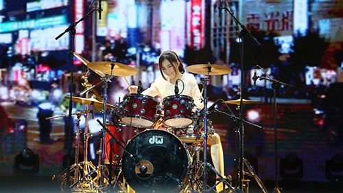 上海街头持证艺人再次扩编地点扩容至长宁