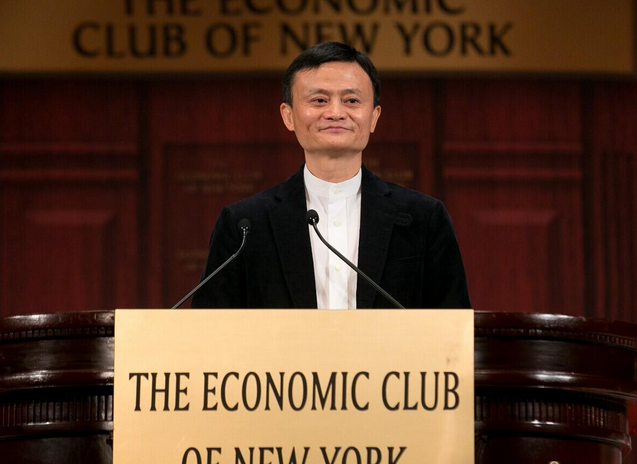 王毅说人均8000美元_王毅年轻照片(3)