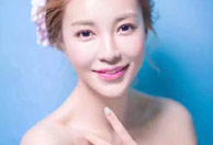 中戏校花化身“鱼美人” 