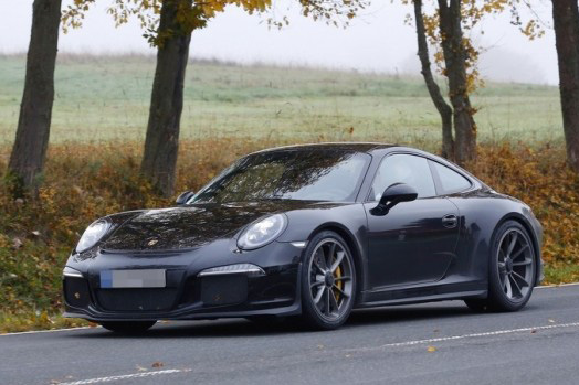 限量600台 疑似保时捷911 R谍照曝光