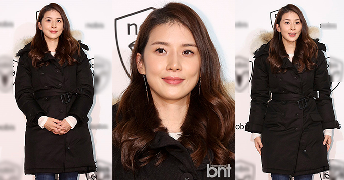 组图：韩星李宝英产后5个月现身 美貌依旧